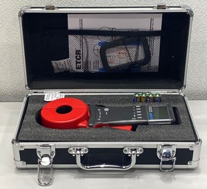 ETCR2100A Digital Clamp Ground Earth Resistance Loop Tester Meter 200Ω