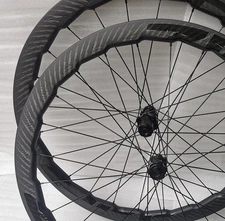 700C Carbon Fiber Road Bike Wheelset Clincher Tubeless Width 25mm Depth 58mm 
