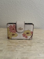 Coach Accordion Card Case With Floral Cluster Print Style No. CH648 Chalk Multi