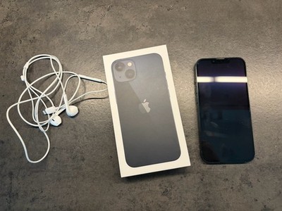 Apple iPhone 13 128GB Mitternacht ohne Simlock - Mit Apple Kopfhörern