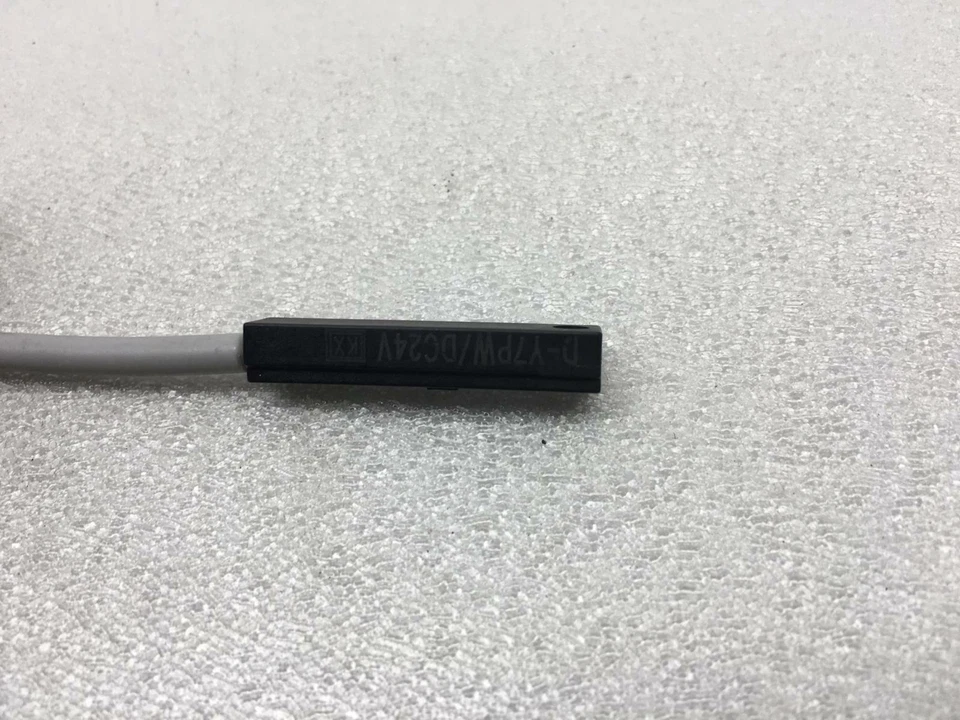 SMC Proximity Sensors D-y7pw/Dc24v Inductive Proximity Sensor 24V Dc - Image 2 of 4