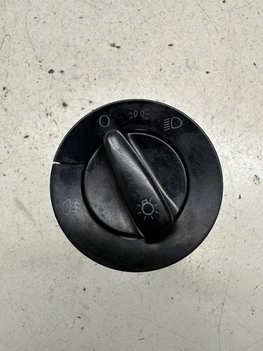 VW GOLF V 1K1 Scheinwerferschalter 1C0941531 1.90 Diesel 66kw 2000 33814731