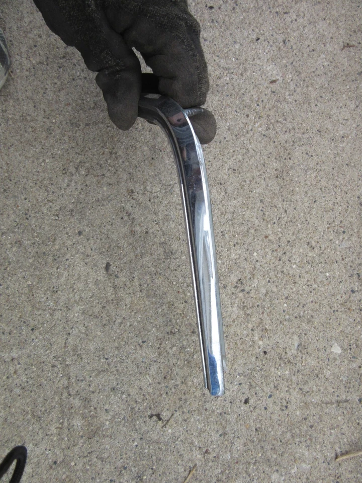 1968 Chrysler Newport New Yorker Left Side Fender Extender Chrome 2786615 - Image 3 of 4