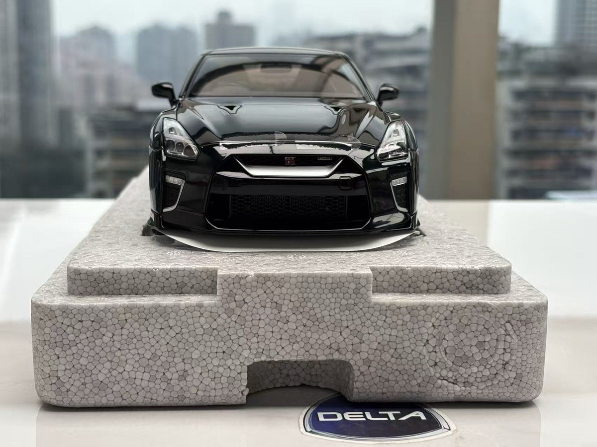 Motor helix Mh 1/18Nissan GTR R35 T Spec In Midnight Purple | eBay