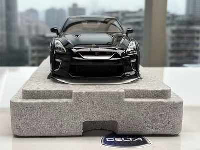 Motor helix Mh 1/18Nissan GTR R35 T Spec In Midnight Purple | eBay