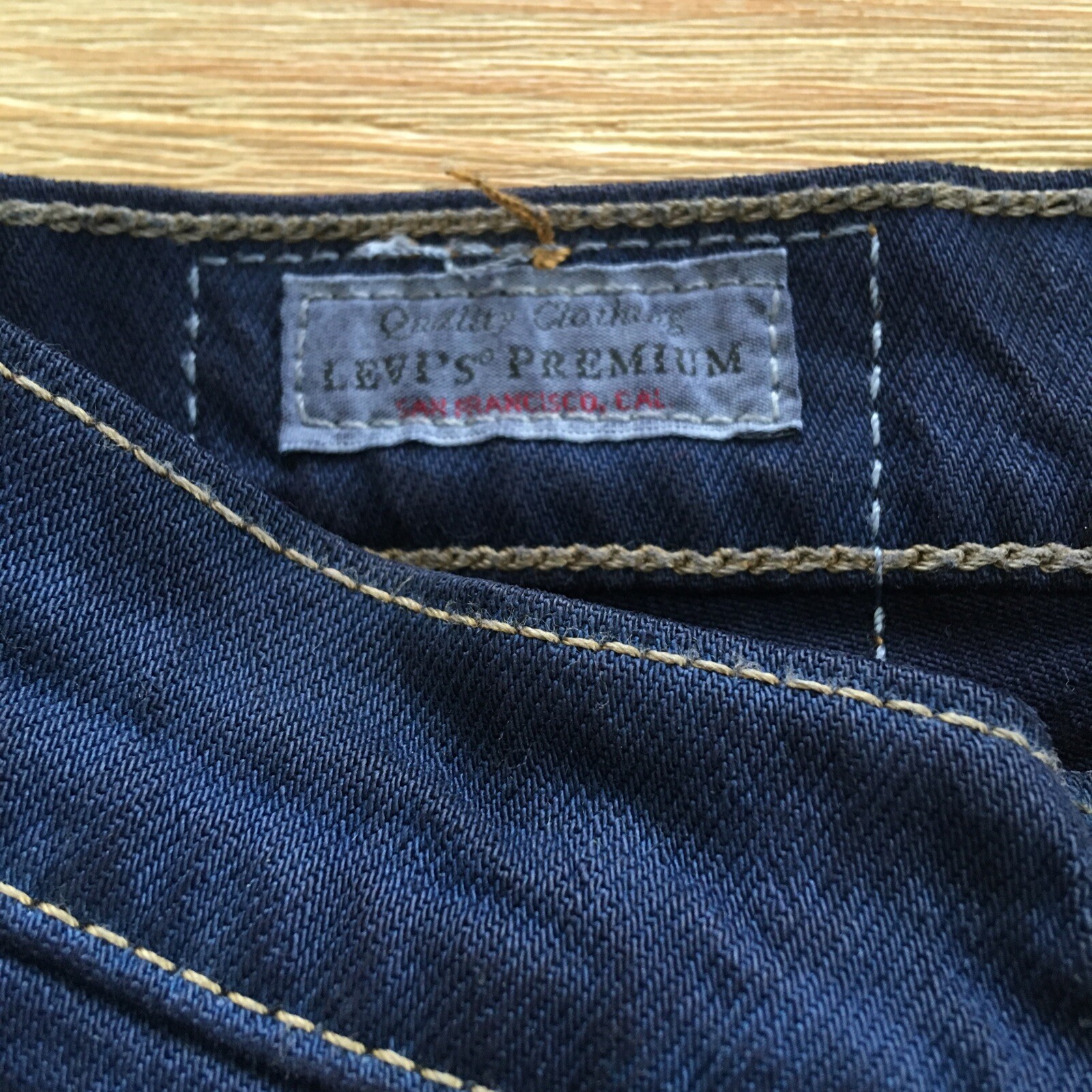 Levis Wedgie Premium Big E Jeans 28 X 26 Distressed Button fly Crop Ankle thumbnail 5
