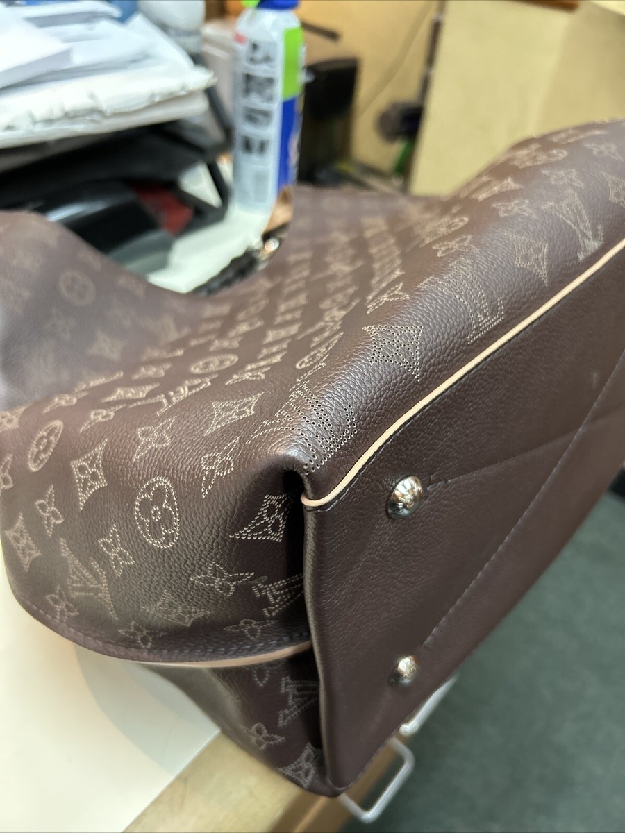 Louis Vuitton Monogram Mahina Carmel Chocolate Brown Leather Louis Vuitton Monogram Mahina Carmel Chocolate Brown Leather