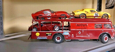FIAT 642 RN2 BARTOLETTI FERRARI RACING TEAM TRANSPORTER WITH 3 CARS 1:18 by CMR