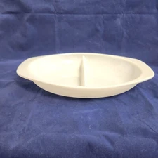 Vintage PYREX White Milk Glass Divided Serving Dish Bowl Oval 1.5 quart #1063