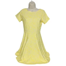 One Clothing Sheath Dress Size Small Yellow Textured Short Sleeve Zip Up