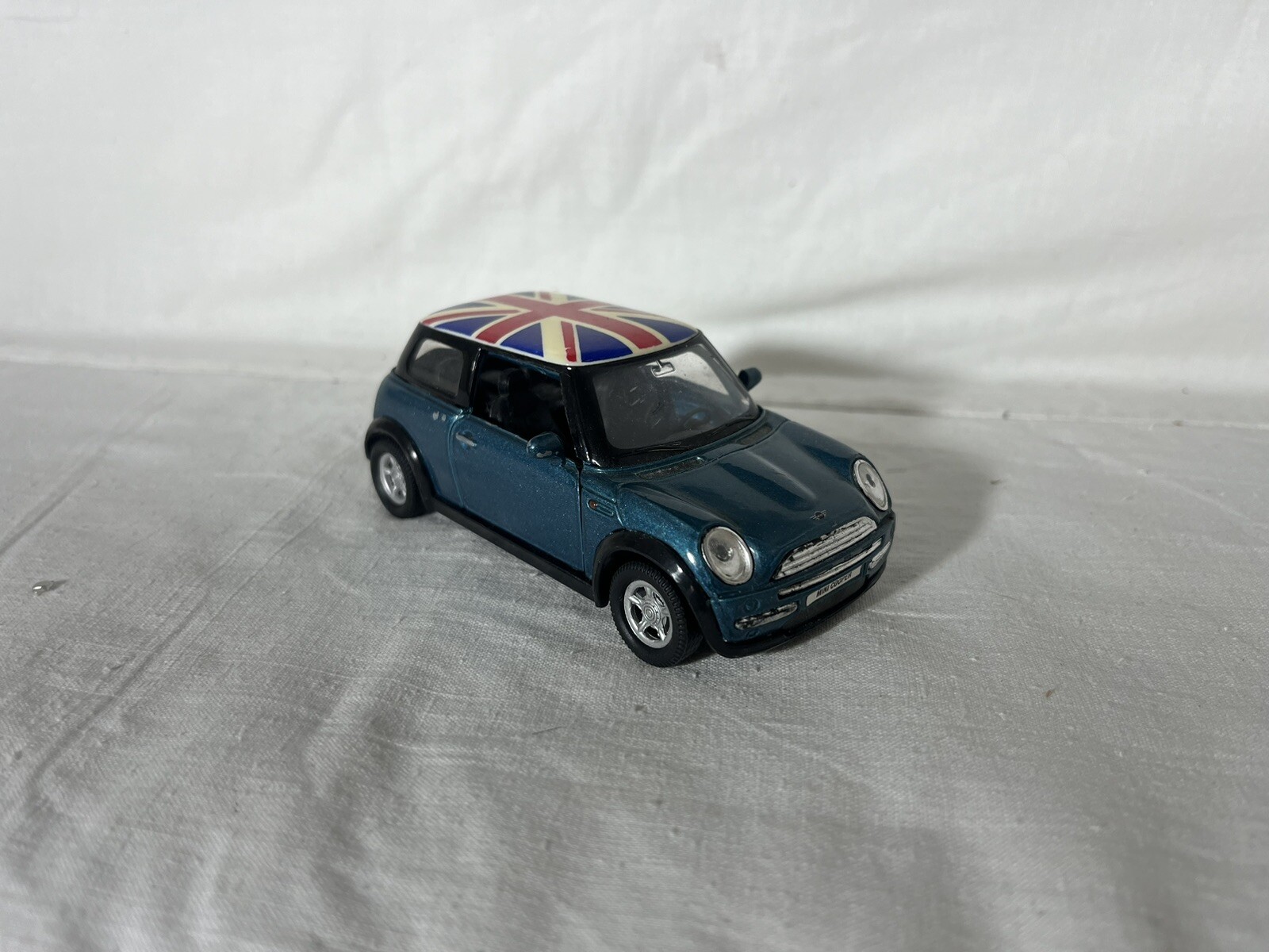 Picture 5 of 6