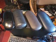 LOT OF 4 HARD CASE HINGED EYEGLASS CASES ALL IN UNUSED CONDITION SEE PHOTOS