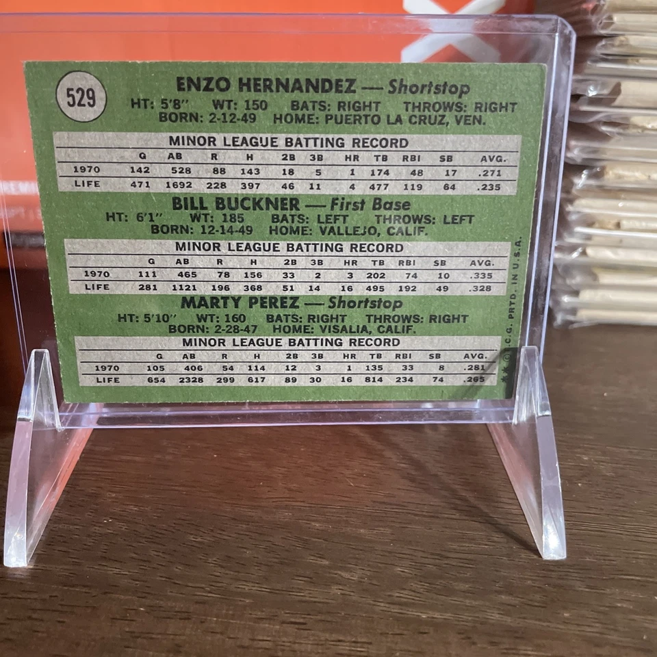1971 Topps - 1971 estrellas novatas Bill Buckner, Marty Pérez, Enzo Hernández #529... Foto 2 de 2