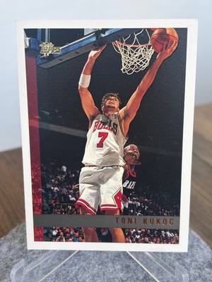   Toni Kukoc 1997-98 Topps NBA #152 Chicago Bulls