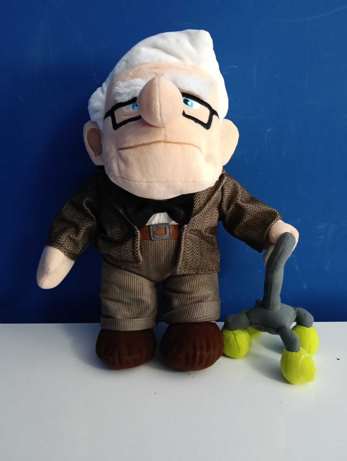 Peluche Disney Pixar "Carl Fredricksen" il protagonista del  cartone "UP" h cm36