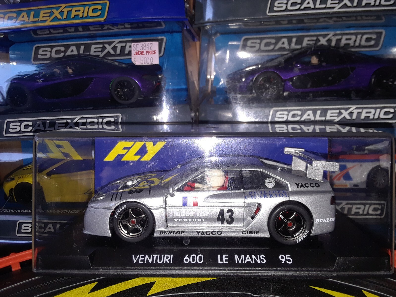 Fly A11 slot car Venturi 500 Le Mans 1993 Brana Badrutt jamais joué boite 1/32