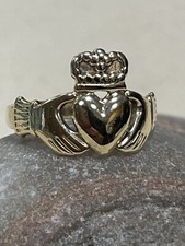 Vintage 9KT Yellow Gold Claddagh Ring Made in Ireland