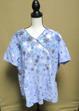 Scrubstar Scrub Shirt. Light Blue w/colorful Snowflakes V-neck, Sz. 1XL