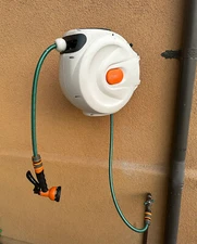 Automatic Retractable Garden Water Hose Reel Wall Mount w/50ft x 1/2" Hose Lead