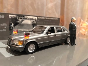 Mercedes Benz 560 Sel W126 1 43 Minichamps Germany Chancellor Helmut Kohl Ebay