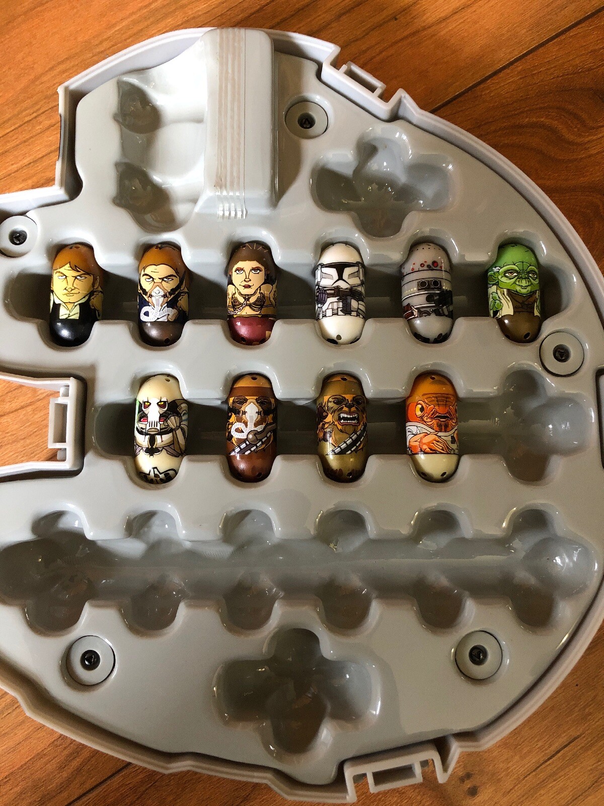 Lot Of 10 Star Wars Mighty Beanz Millennium 1 Plus Case Online Shop Series Lot Of 10 Star Wars Mighty Beanz Millennium 1 Plus Case Online Shop Series