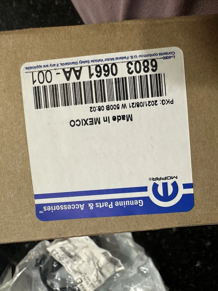 Motor regulador ventana Dodge Grand Caravan 2008-2020 genuino Mopar 68030661AA Foto 4 de 4