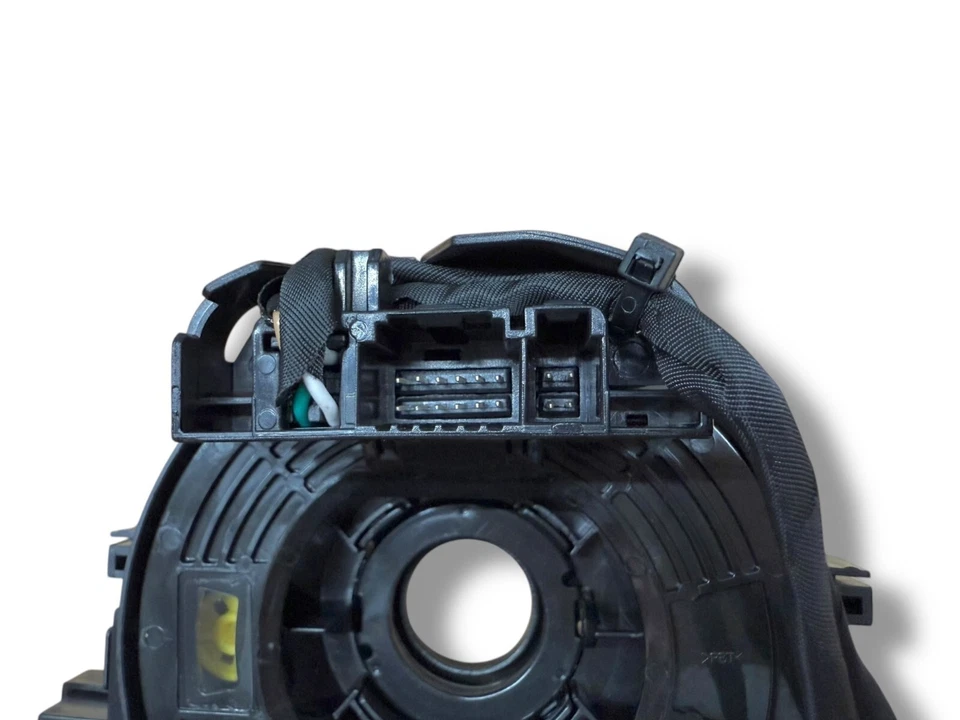 Muelle Reloj 84307-47200 para Toyota Prius 2016-2022 PRIUS PRIME 2017-2022 Foto 4 de 4