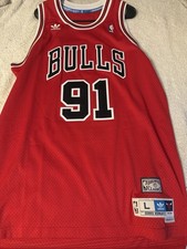 Mitchell  Ness Hardwood Classics Dennis Rodman Bulls Red Jersey Size Large
