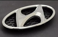 FRONT Grille Emblem "H" 863004A910 fits Hyundai Sonata 2011-2014 Chrome