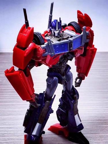 Apache APC-Toys Transformers:Prime TFP Optimus Prime 8 in Transforming Toy New - Picture 2 of 5