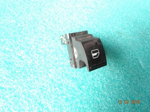 VW Passat 3C 2.0 TDI Fensterheberschalter 7L6959855B