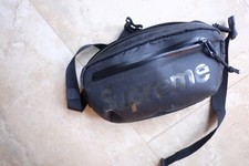 Supreme fanny pack/cross body- Black