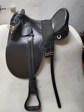 Australian Stock Horse Tack Leather Saddle & Accessories Size 15".