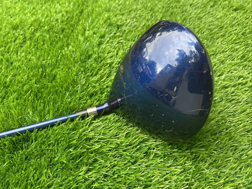 Rawlings One Driver Titanium Face 10.5 RH 44in Low Torque Graphite Shaft - Image 3 of 4