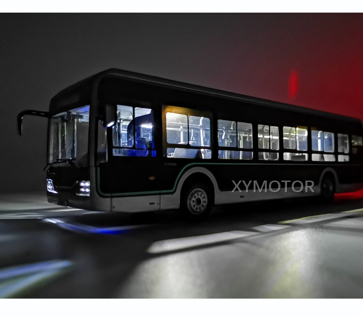 1:42 YuTong U12 City Bus Light Diecast Model Bus Car Toys Boys