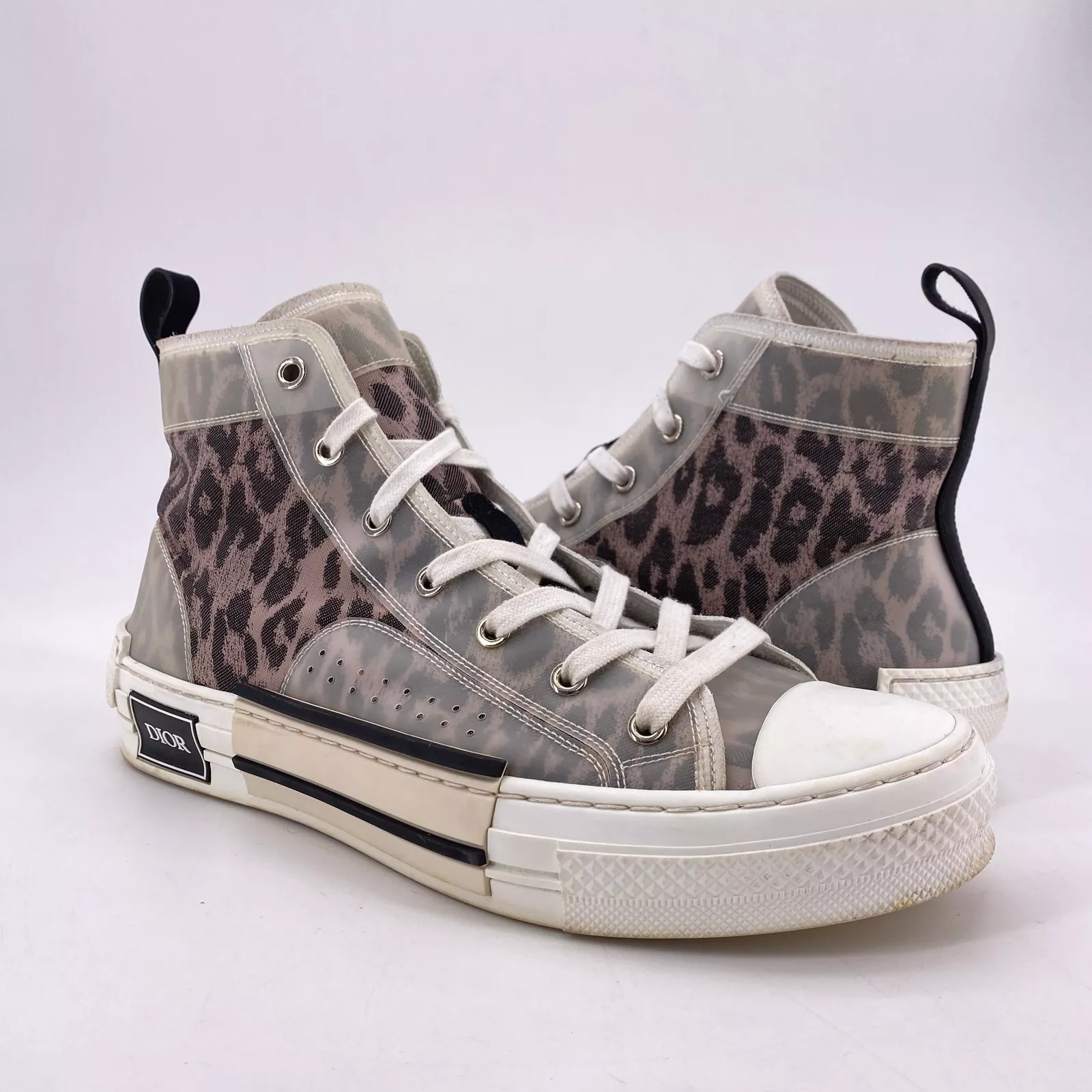 Dior B23 
