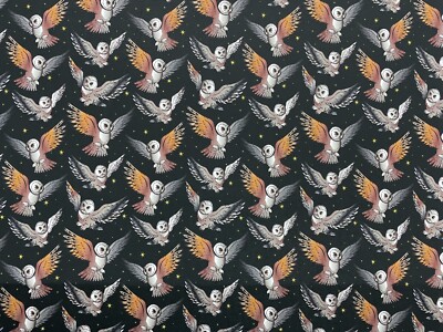 NACHTEULE ''''WHAT A HOOT'''' AUF STRETCH SCHWARZ JERSEY STOFF MATERIAL 60'' BREITE