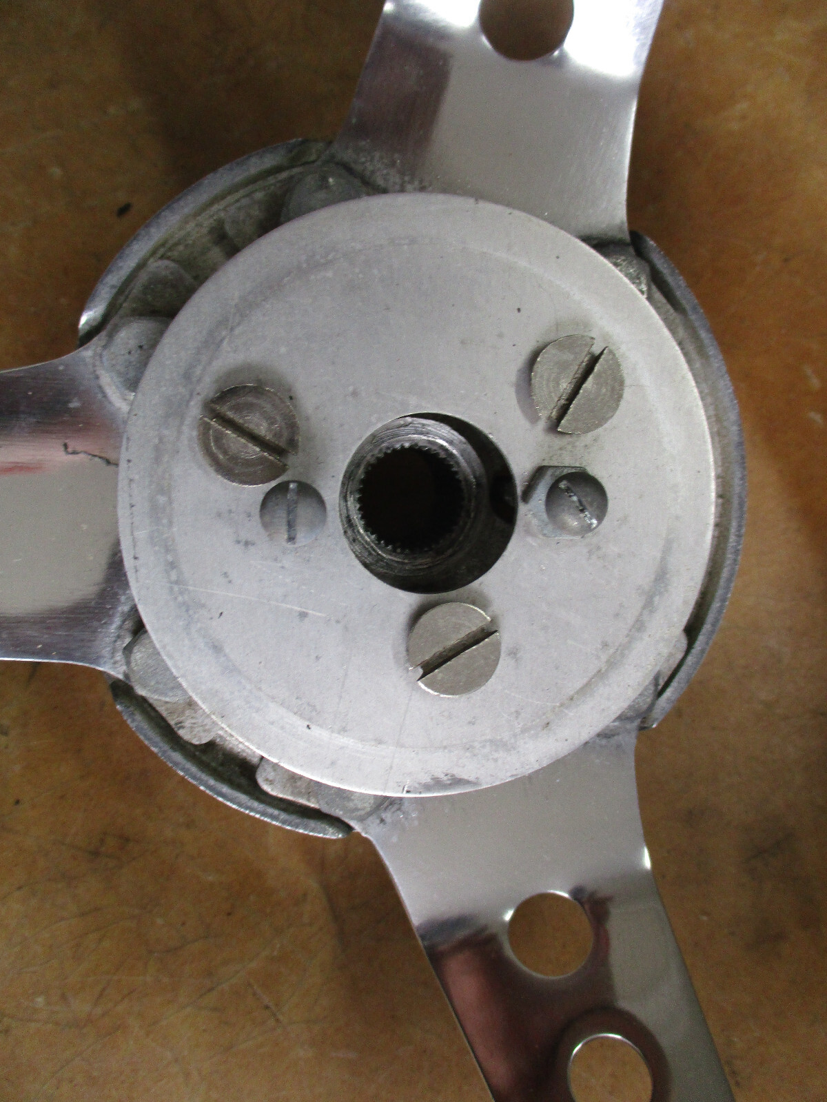 MAXROB STEERING WHEEL HOLDEN FJ FC EK EH HR HK HQ TORANA FORD XA XB MAD