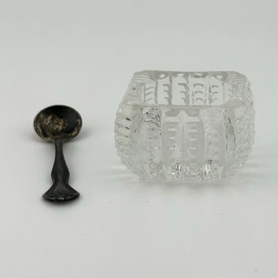 Cuchara de sal esterlina Westmorland de colección con bandeja de tazón de inmersión de vidrio Cambridge Foto 4 de 4