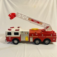 Tonka Fire Rescue Ladder Truck 31 Inch Large Emergency Toy Vehicle Vintage