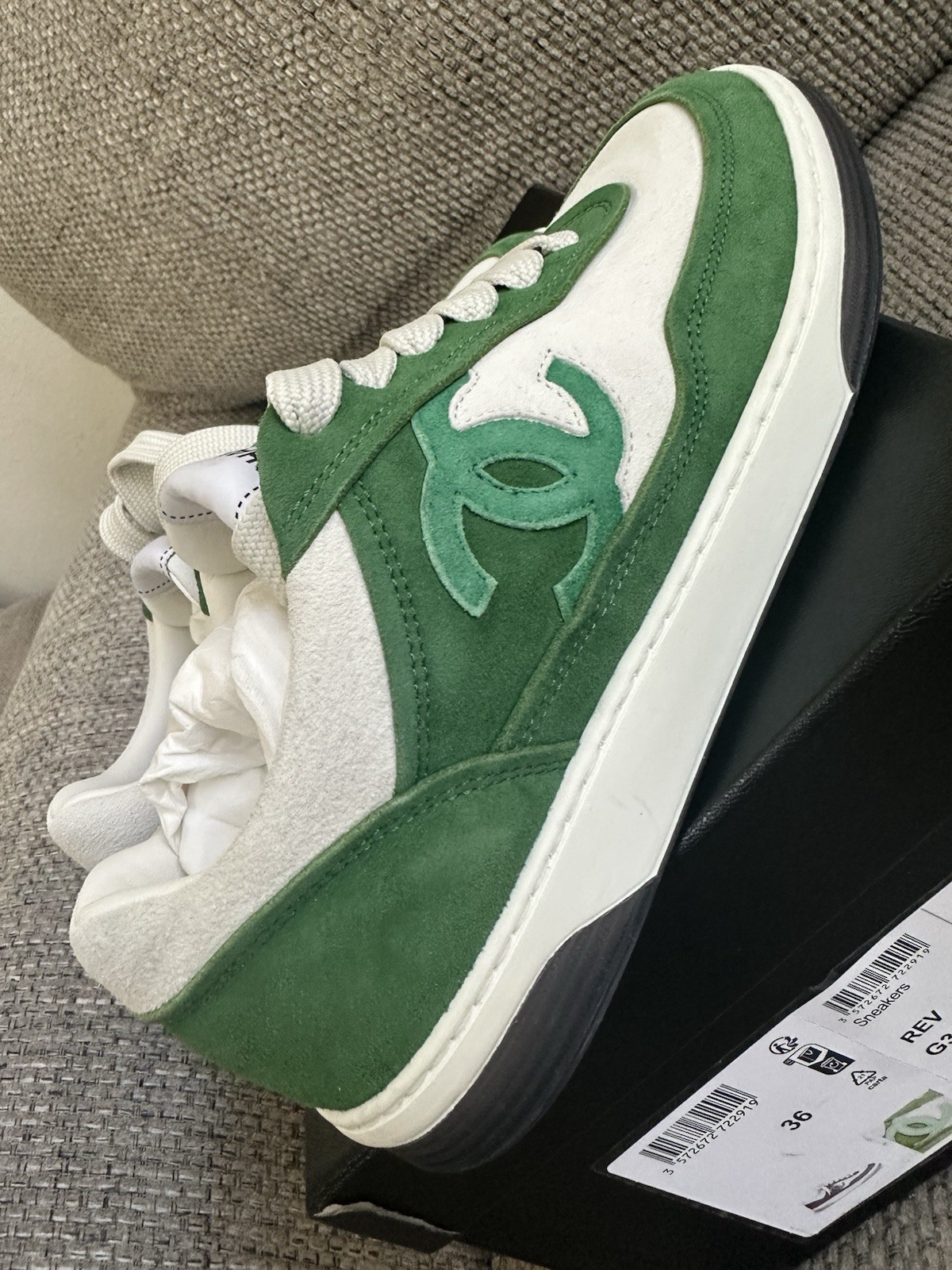 size 36EU NEW CHANEL Suede CC Logo Trainer Sneaker G39978 w/ receipt image 9