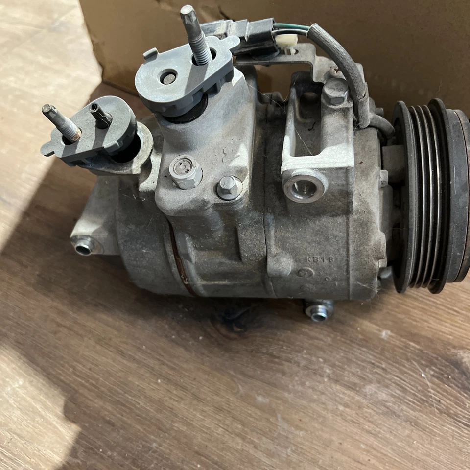 Compressor AC usado serve para: 2013 Ford Explorer 2.0 grau A - Imagem 4 de 4