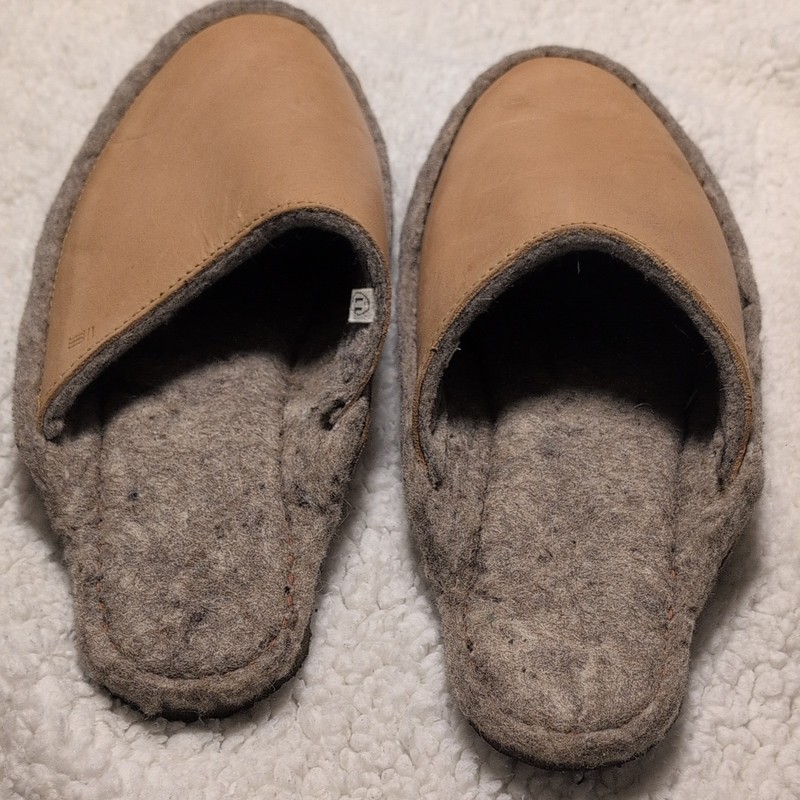 Rare Men's Handmade Brown/Gray Leather Slip-On Slippers closed toe