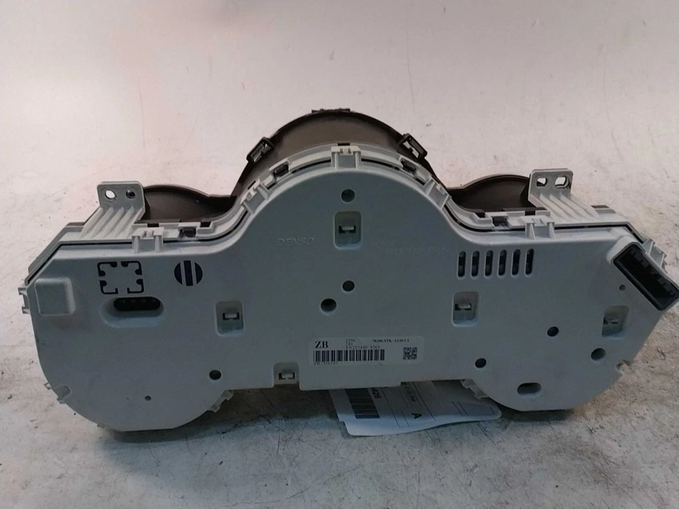 Speedometer Cluster US Market MPH VIN 5 8th Digit Fits 07 RDX 409381 - Image 2 of 4