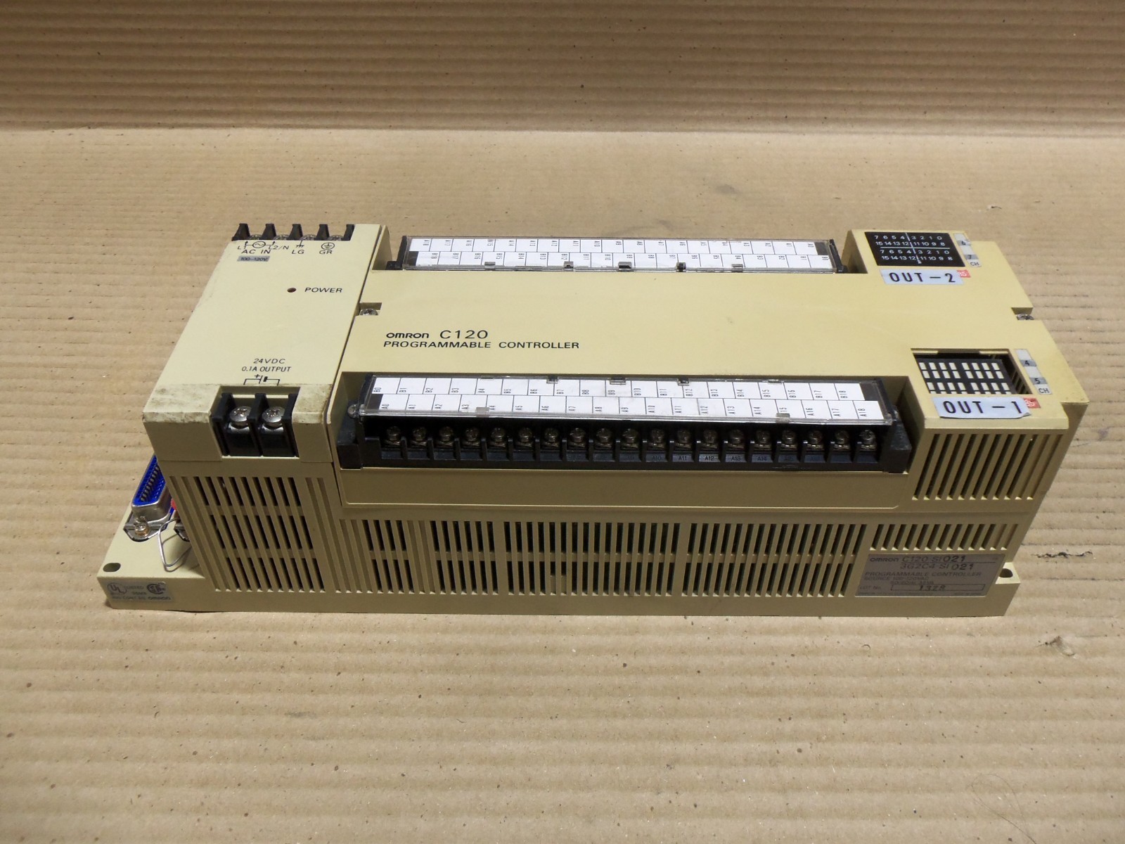 OMRON C120-SI/021 C120-SI021 PROGRAMMABLE COMTROLLER C120 3G2C4-SI 021