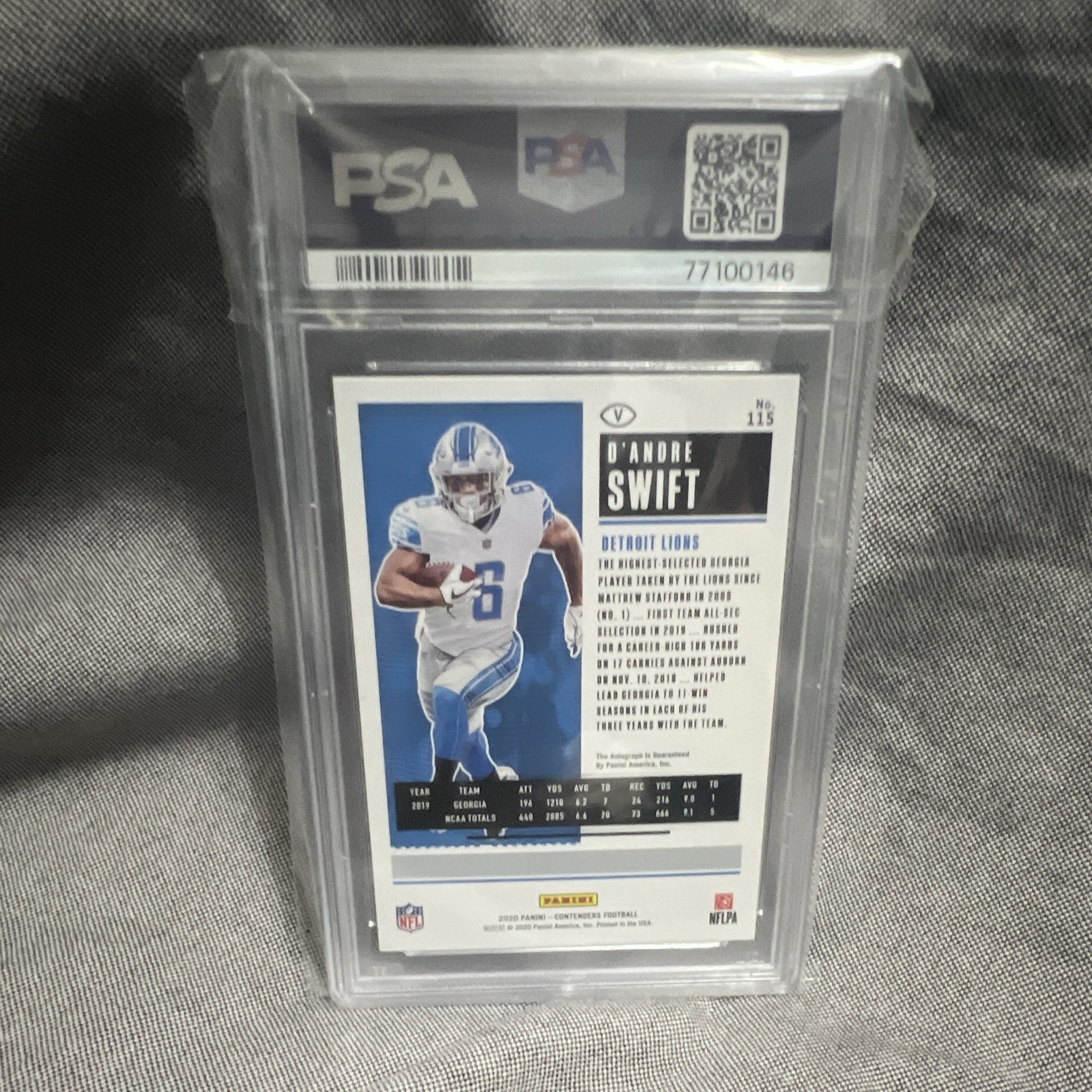 2020 Panini Contenders D'Andre Swift #115 Team Rookie Ticket On Card Auto PSA 10 view 2