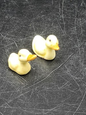 Vintagr Bug House Ducklings Set Of 2 Figurines