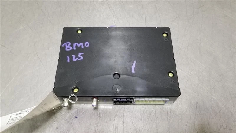 17 2017 BUICK ENCLAVE OEM COMMUNICATION CONTROL MODULE - Image 3 of 4