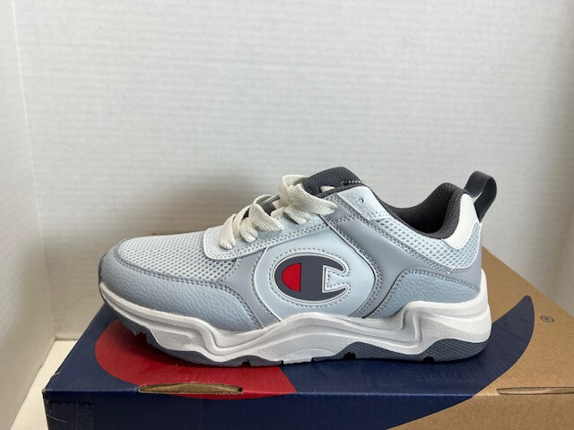 完売‼️ \"Sneaker Champs\" Living Proof 完売‼️ 