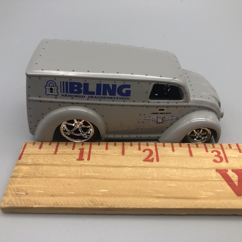 Jada D-Rods 1939 39 Div Cruizer Bling Armored Truck Transportation Diecast 1/64 - Picture 8 of 10